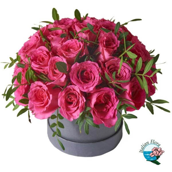 Arrangement of pink roses